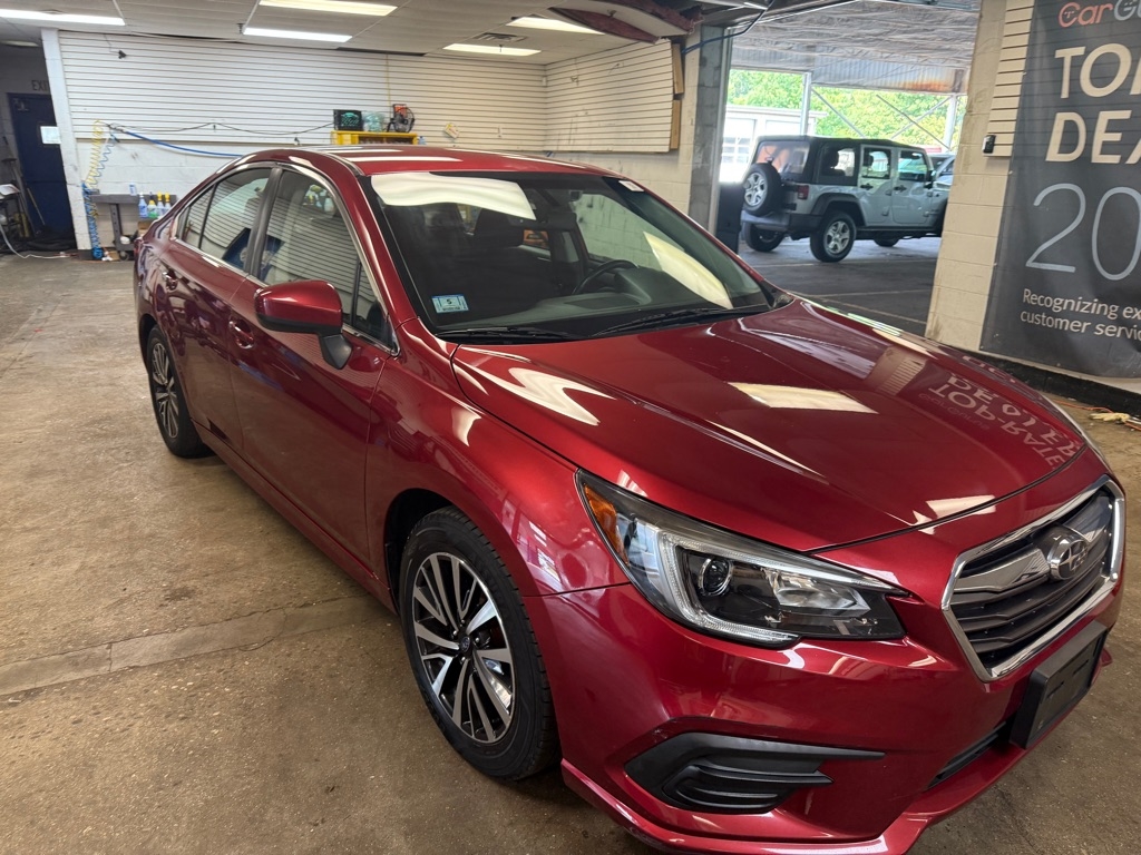 2019 Subaru Legacy Premium's photo