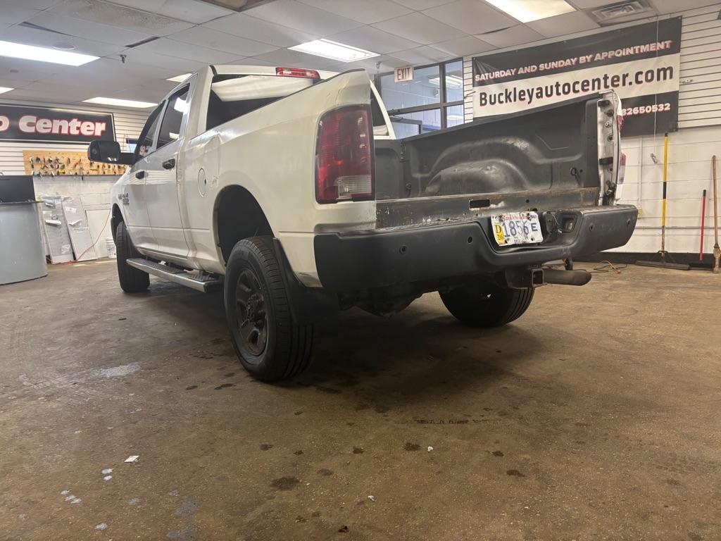 RAM 2500 Tradesman Crew Cab SWB 4WD 2017