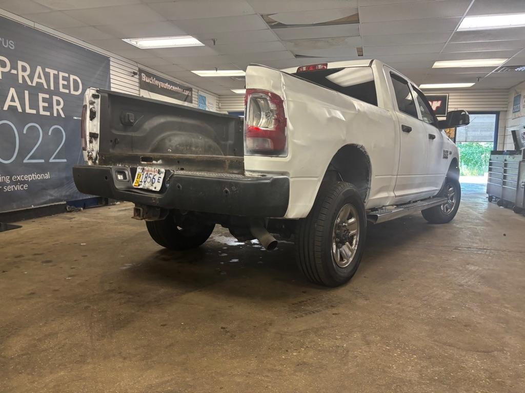RAM 2500 Tradesman Crew Cab SWB 4WD 2017