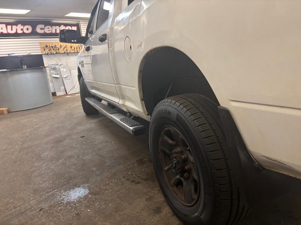 RAM 2500 Tradesman Crew Cab SWB 4WD 2017