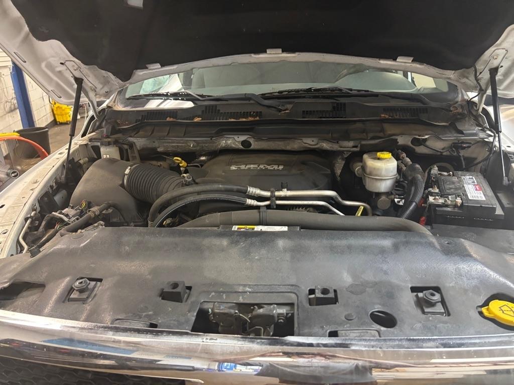 RAM 2500 Tradesman Crew Cab SWB 4WD 2017