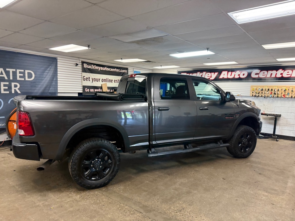 RAM 2500 SLT Crew Cab SWB 4WD 2017 RAM 2500 SLT Crew Cab SWB 4WD 2017