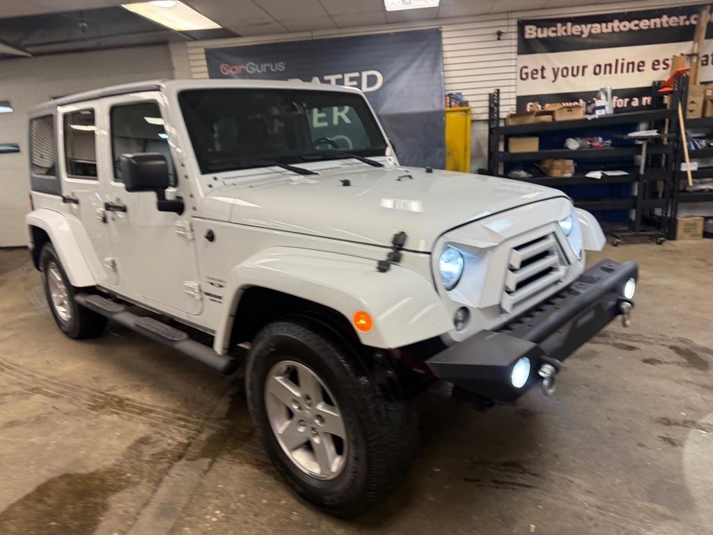 Jeep Wrangler Unlimited Sahara 4WD 2017