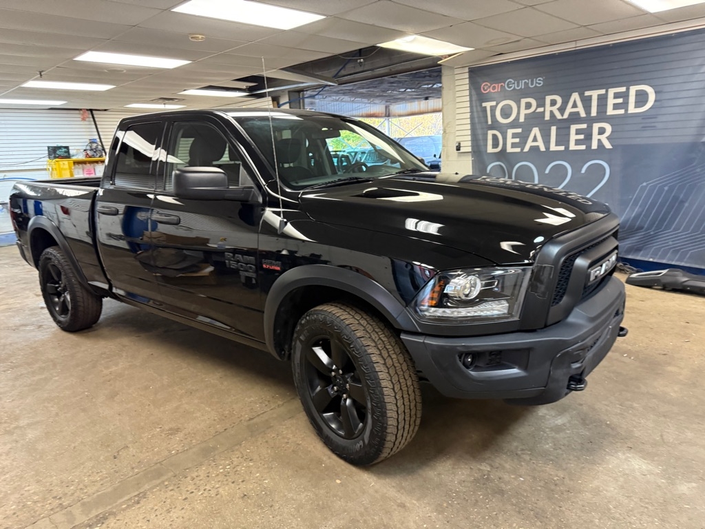 RAM 1500 Classic Tradesman Quad Cab 4WD 2020 RAM 1500 Classic Tradesman Quad Cab 4WD 2020