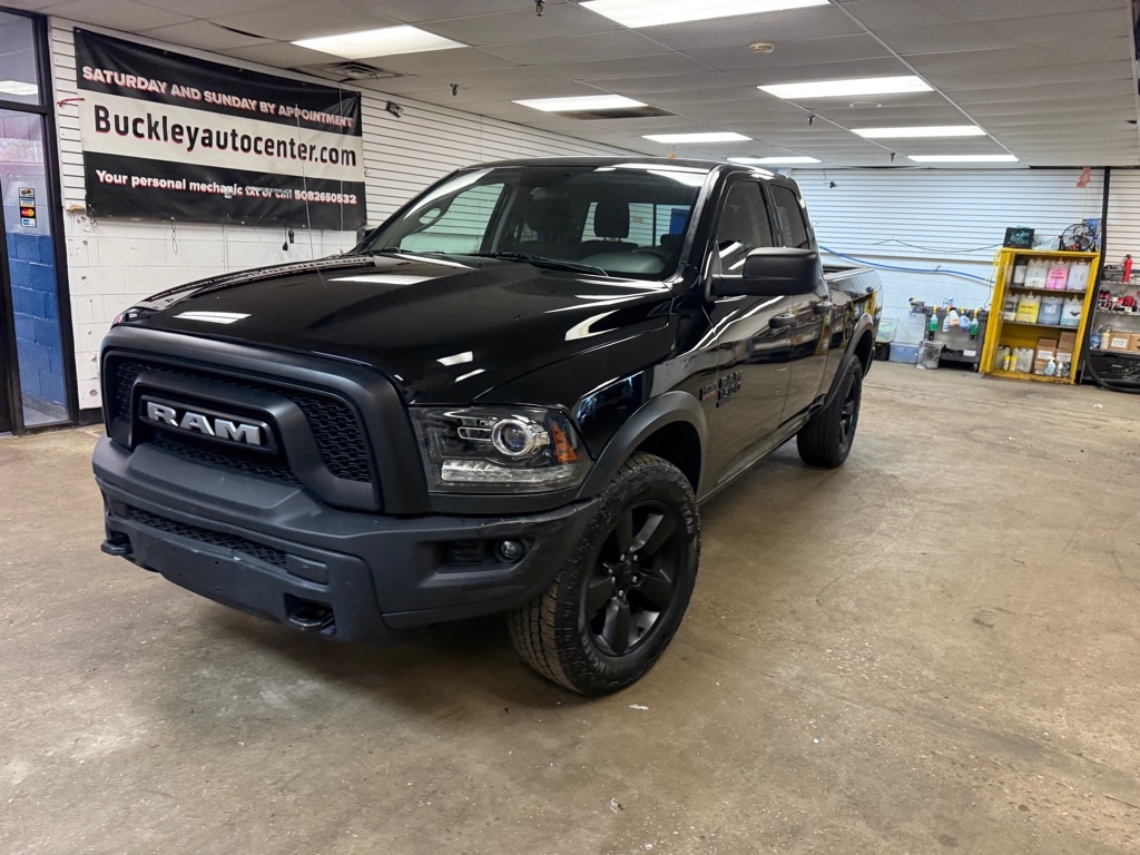 RAM 1500 Classic Tradesman Quad Cab 4WD 2020 RAM 1500 Classic Tradesman Quad Cab 4WD 2020