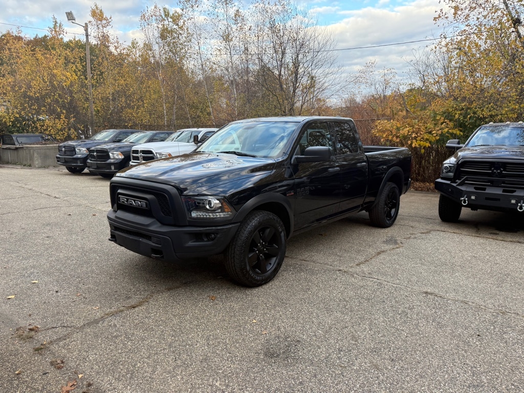 RAM 1500 Classic Tradesman Quad Cab 4WD 2020 RAM 1500 Classic Tradesman Quad Cab 4WD 2020