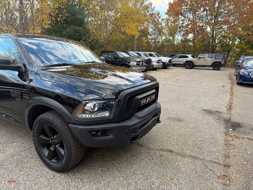 RAM 1500 Classic Tradesman Quad Cab 4WD 2020 RAM 1500 Classic Tradesman Quad Cab 4WD 2020