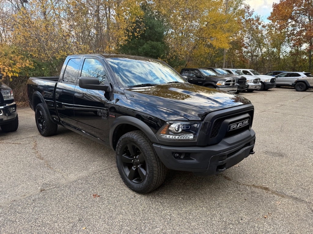 RAM 1500 Classic Tradesman Quad Cab 4WD 2020 RAM 1500 Classic Tradesman Quad Cab 4WD 2020