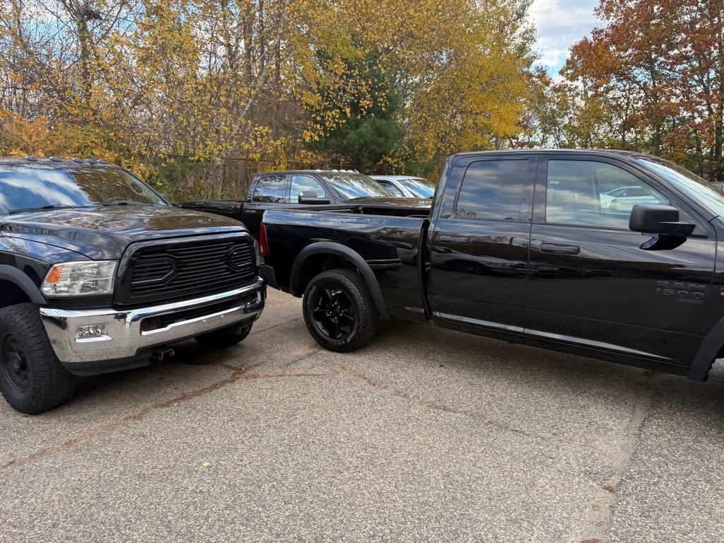 RAM 1500 Classic Tradesman Quad Cab 4WD 2020 RAM 1500 Classic Tradesman Quad Cab 4WD 2020