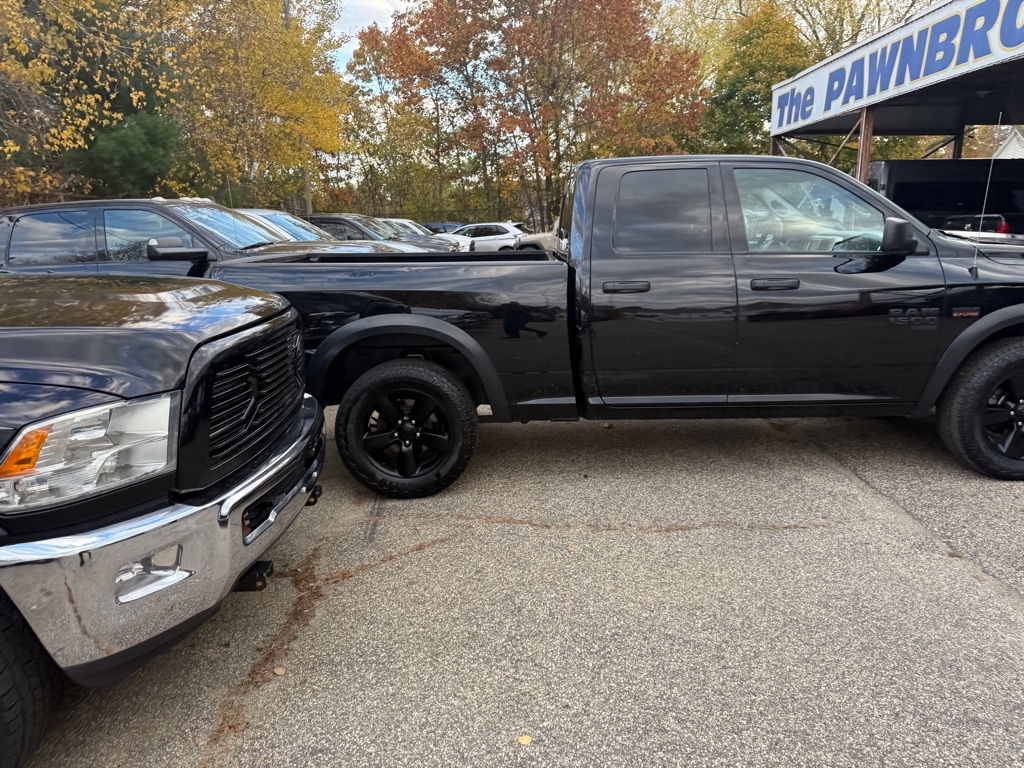 RAM 1500 Classic Tradesman Quad Cab 4WD 2020 RAM 1500 Classic Tradesman Quad Cab 4WD 2020