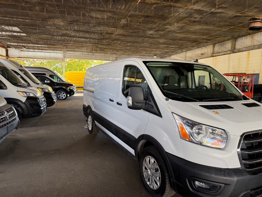 Ford Transit 150 Van Low Roof w/Sliding Pass. 130-in. WB 2020 Ford Transit 150 Van Low Roof w/Sliding Pass. 130-in. WB 2020