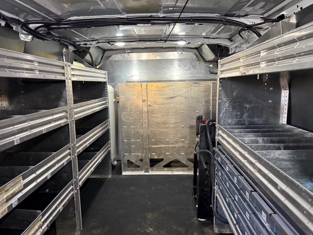 Ford Transit 150 Van Low Roof w/Sliding Pass. 130-in. WB 2020 Ford Transit 150 Van Low Roof w/Sliding Pass. 130-in. WB 2020