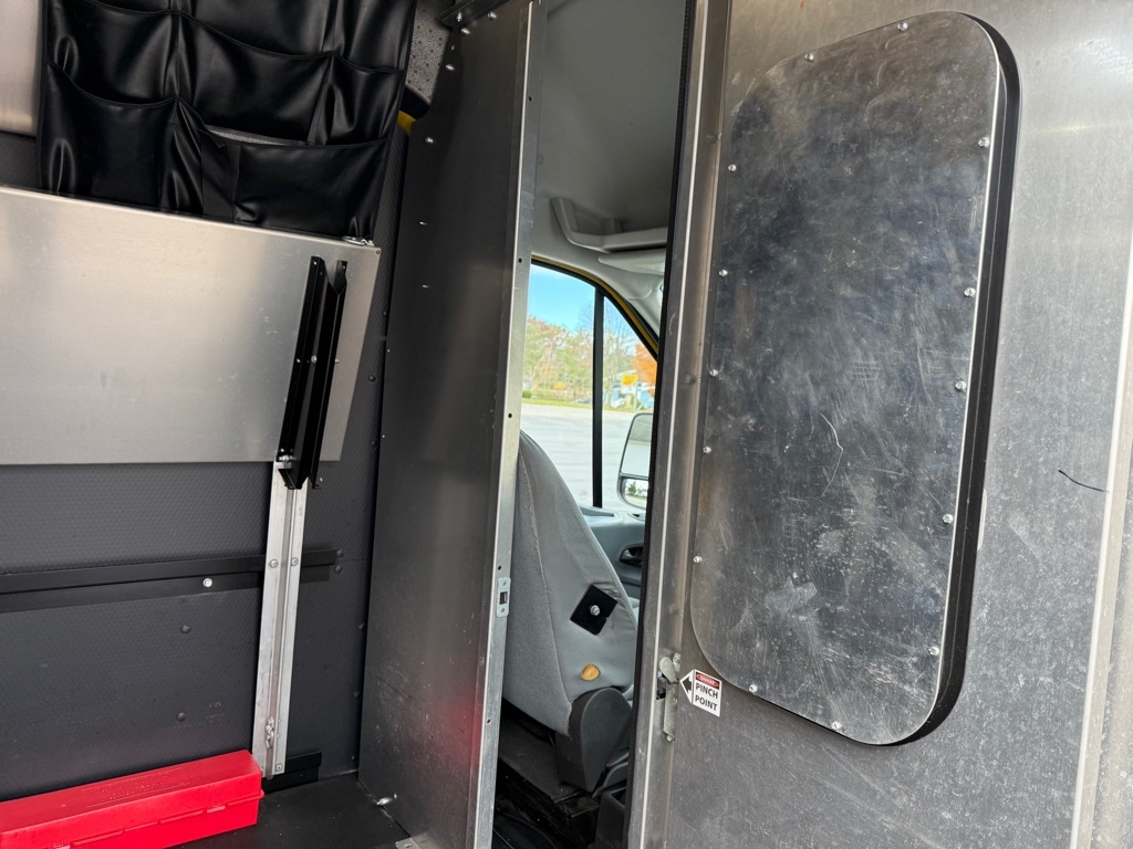 Ford Transit 250 Van High Roof w/Sliding Pass. 148-in. WB EL 2019 Ford Transit 250 Van High Roof w/Sliding Pass. 148-in. WB EL 2019