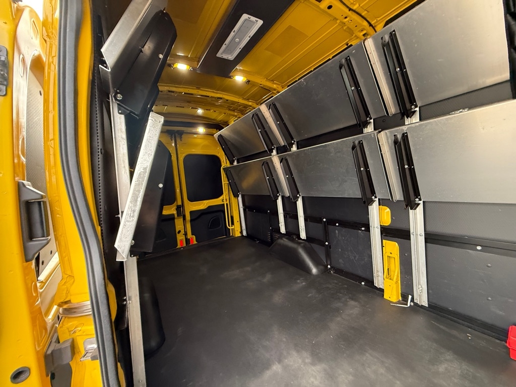 Ford Transit 250 Van High Roof w/Sliding Pass. 148-in. WB EL 2019 Ford Transit 250 Van High Roof w/Sliding Pass. 148-in. WB EL 2019