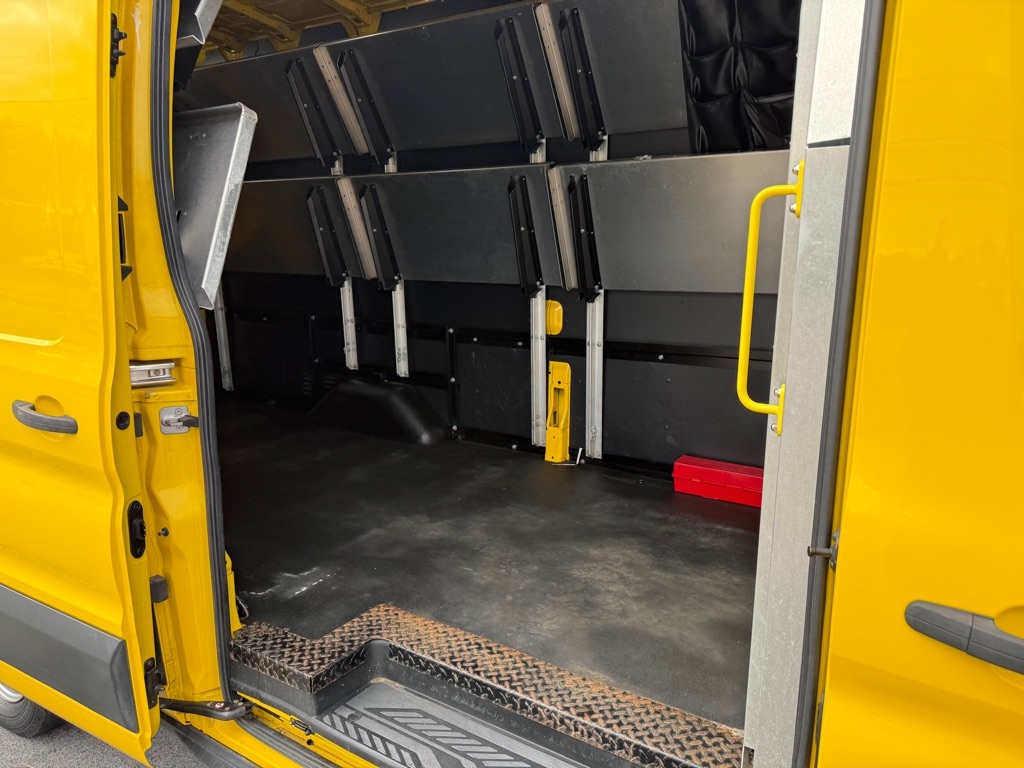 Ford Transit 250 Van High Roof w/Sliding Pass. 148-in. WB EL 2019 Ford Transit 250 Van High Roof w/Sliding Pass. 148-in. WB EL 2019