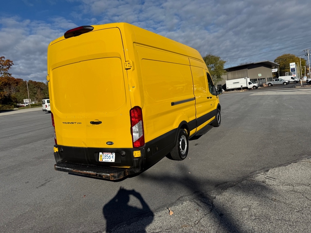 Ford Transit 250 Van High Roof w/Sliding Pass. 148-in. WB EL 2019 Ford Transit 250 Van High Roof w/Sliding Pass. 148-in. WB EL 2019