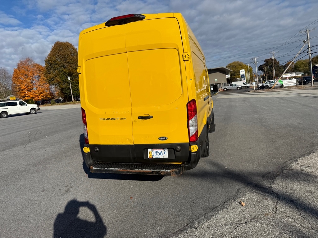 Ford Transit 250 Van High Roof w/Sliding Pass. 148-in. WB EL 2019 Ford Transit 250 Van High Roof w/Sliding Pass. 148-in. WB EL 2019