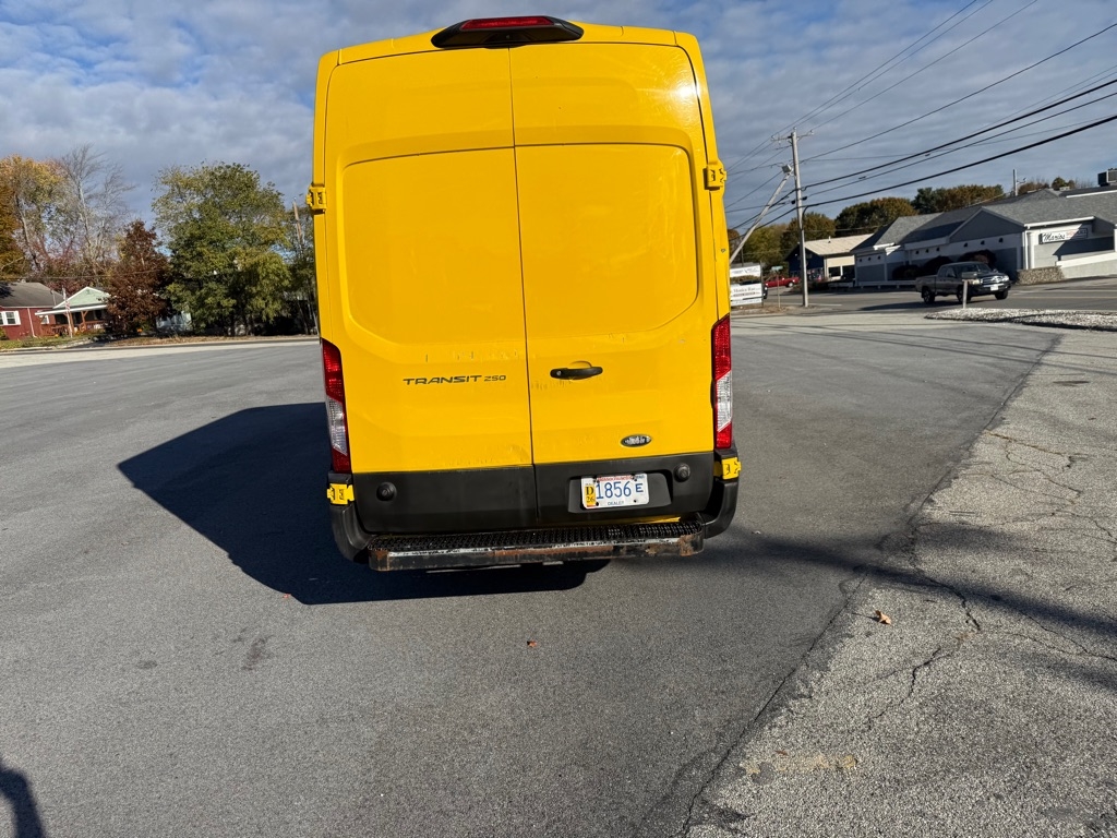 Ford Transit 250 Van High Roof w/Sliding Pass. 148-in. WB EL 2019 Ford Transit 250 Van High Roof w/Sliding Pass. 148-in. WB EL 2019