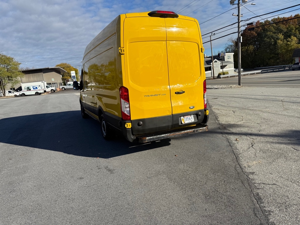 Ford Transit 250 Van High Roof w/Sliding Pass. 148-in. WB EL 2019 Ford Transit 250 Van High Roof w/Sliding Pass. 148-in. WB EL 2019