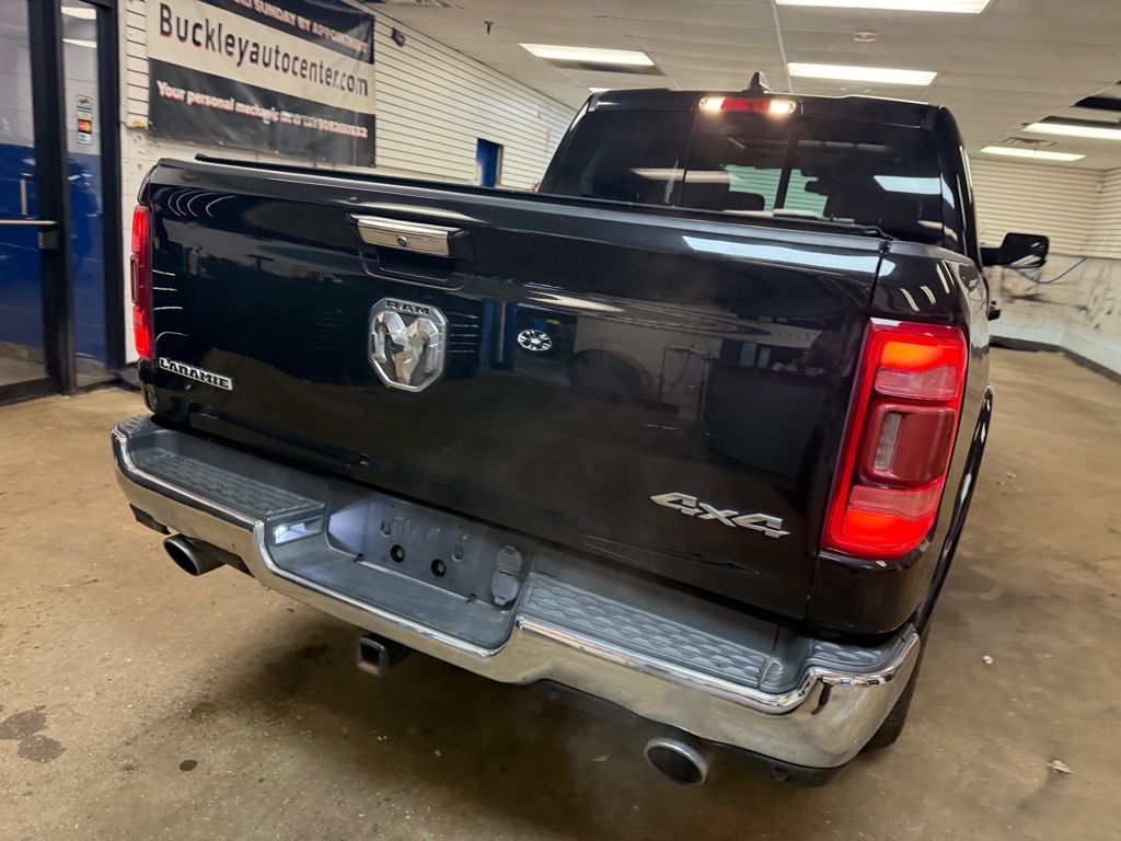 RAM 1500 Laramie Crew Cab SWB 4WD 2019 RAM 1500 Laramie Crew Cab SWB 4WD 2019