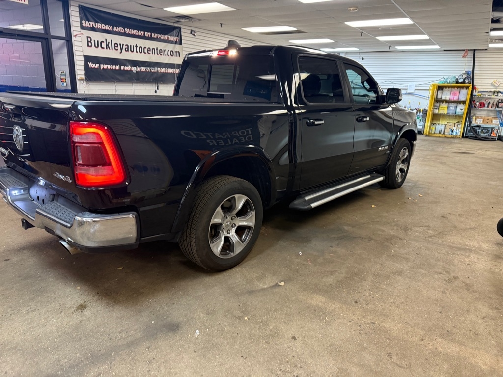 RAM 1500 Laramie Crew Cab SWB 4WD 2019 RAM 1500 Laramie Crew Cab SWB 4WD 2019