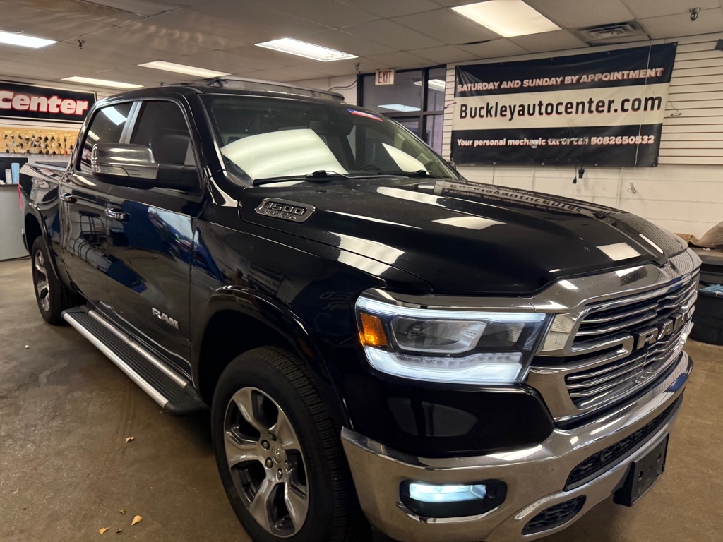 RAM 1500 Laramie Crew Cab SWB 4WD 2019 RAM 1500 Laramie Crew Cab SWB 4WD 2019