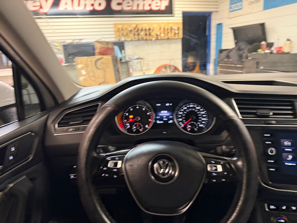 Volkswagen Tiguan SE 4Motion AWD 2018 Volkswagen Tiguan SE 4Motion AWD 2018