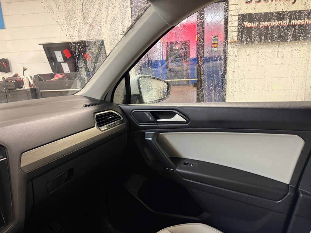 Volkswagen Tiguan SE 4Motion AWD 2018 Volkswagen Tiguan SE 4Motion AWD 2018