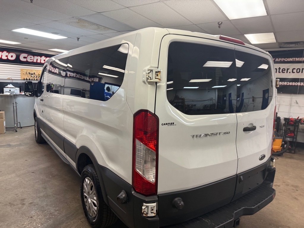 Ford Transit 350 Wagon Low Roof XL 60/40 Pass. 148-in. WB 2016 Ford Transit 350 Wagon Low Roof XL 60/40 Pass. 148-in. WB 2016