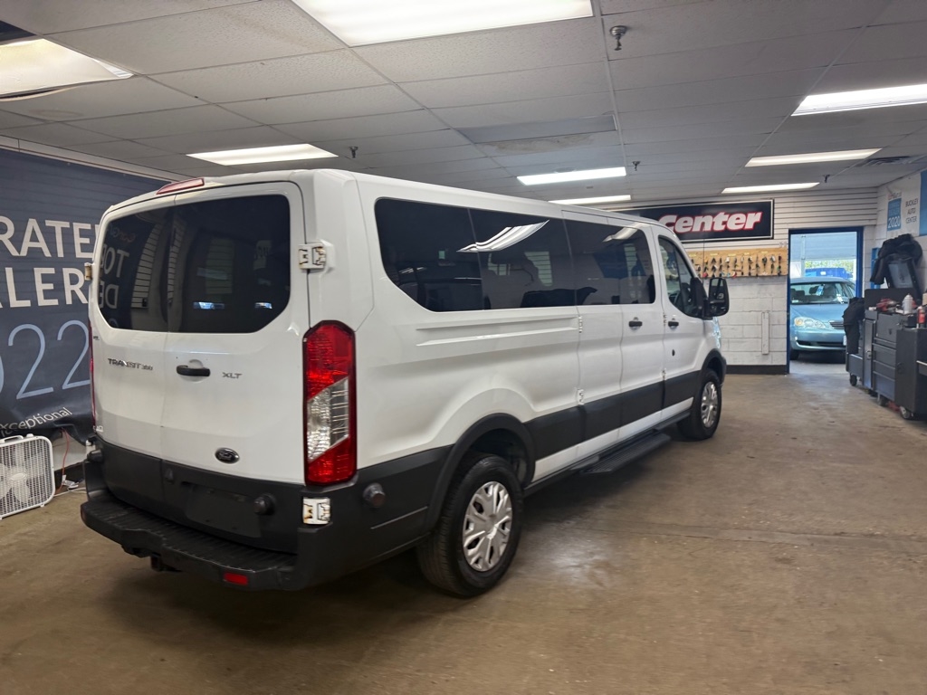 Ford Transit 350 Wagon Low Roof XL 60/40 Pass. 148-in. WB 2016 Ford Transit 350 Wagon Low Roof XL 60/40 Pass. 148-in. WB 2016