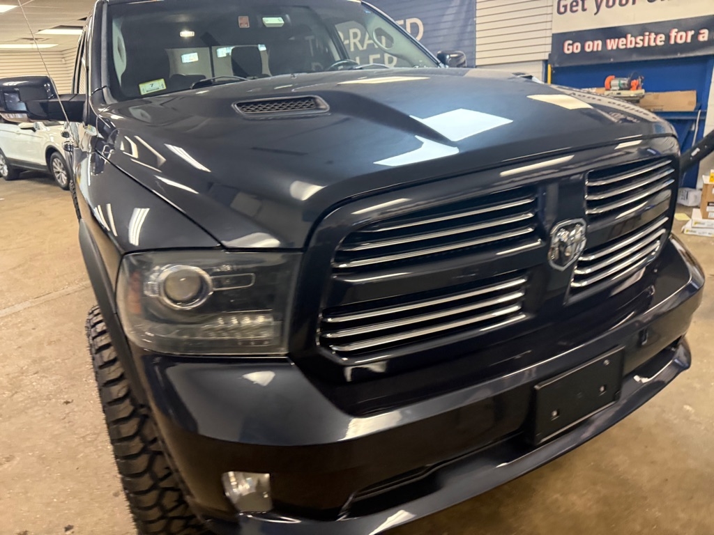 RAM 1500 Sport Crew Cab SWB 4WD 2013