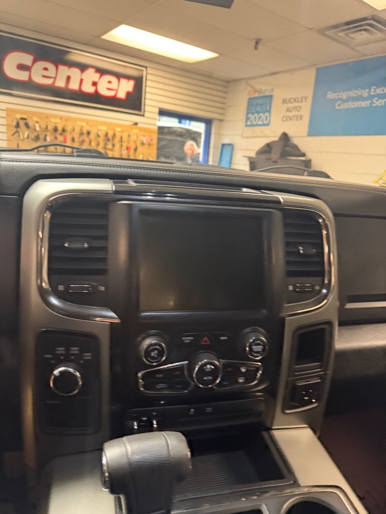 RAM 1500 Sport Crew Cab SWB 4WD 2013