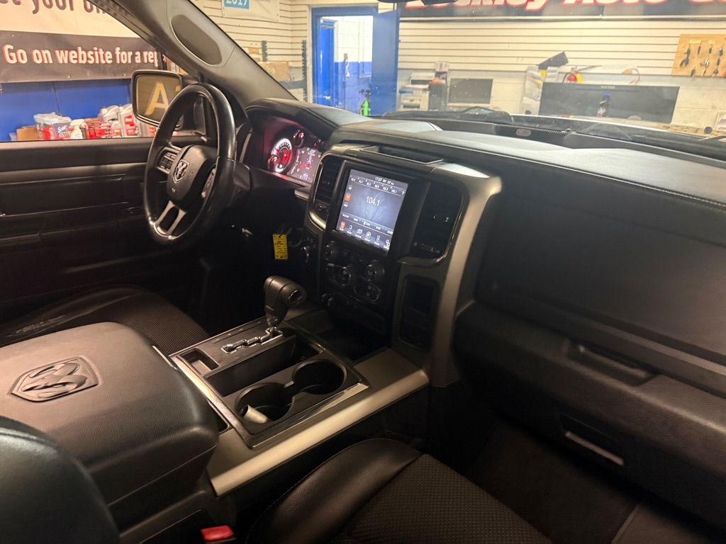 RAM 1500 Sport Crew Cab SWB 4WD 2013