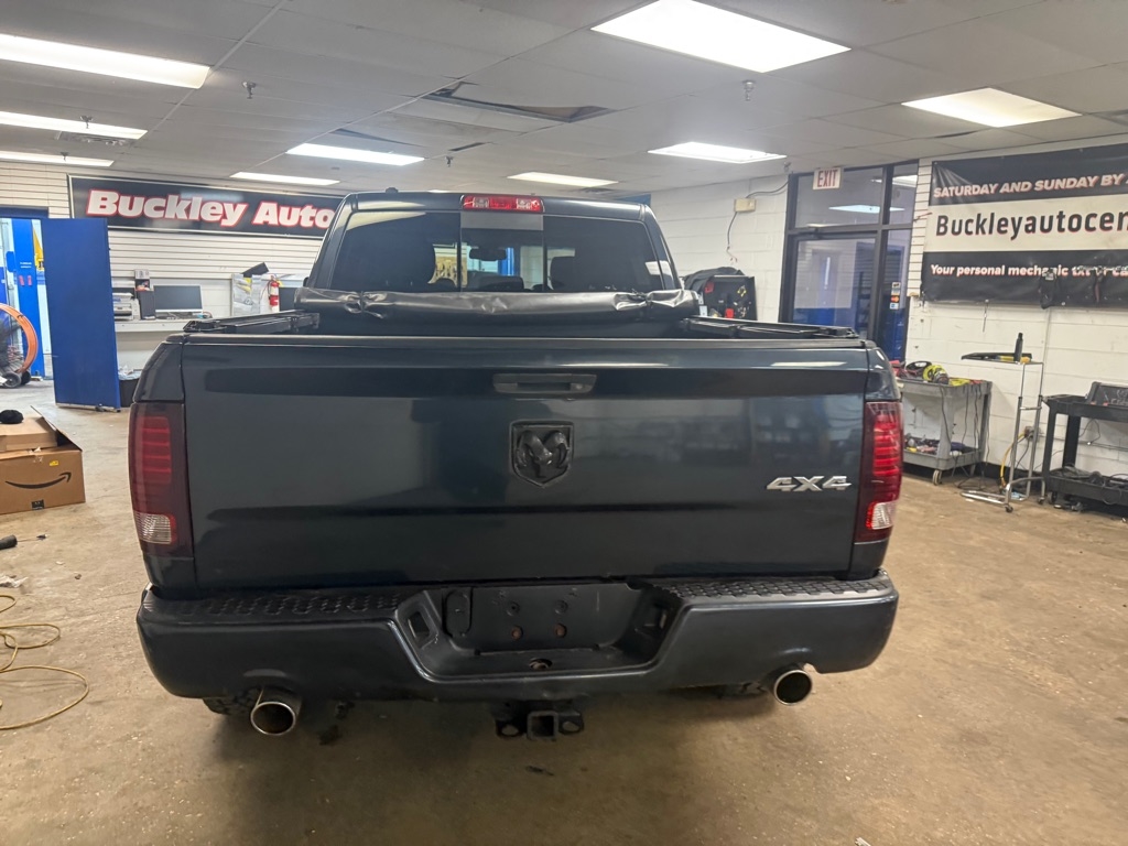 RAM 1500 Sport Crew Cab SWB 4WD 2013