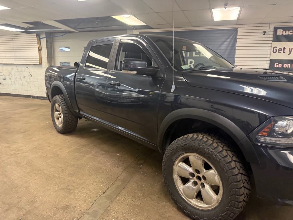 RAM 1500 Sport Crew Cab SWB 4WD 2013