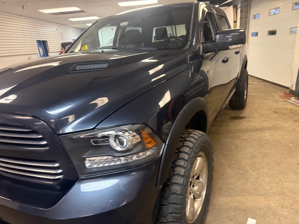 RAM 1500 Sport Crew Cab SWB 4WD 2013