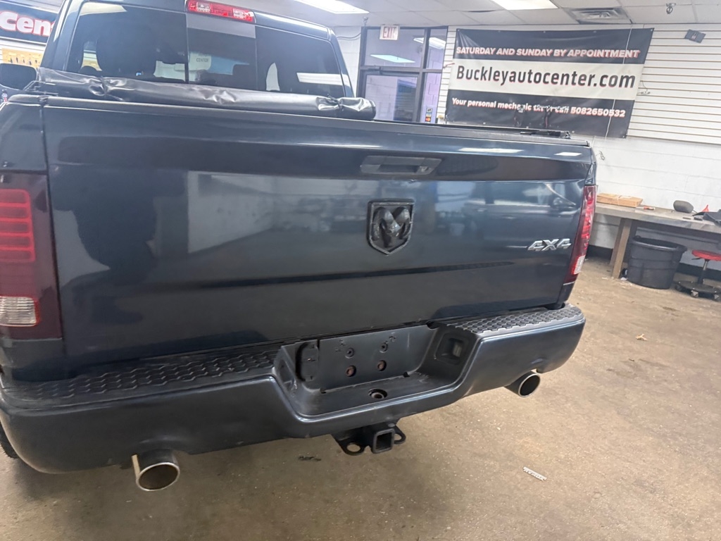 RAM 1500 Sport Crew Cab SWB 4WD 2013