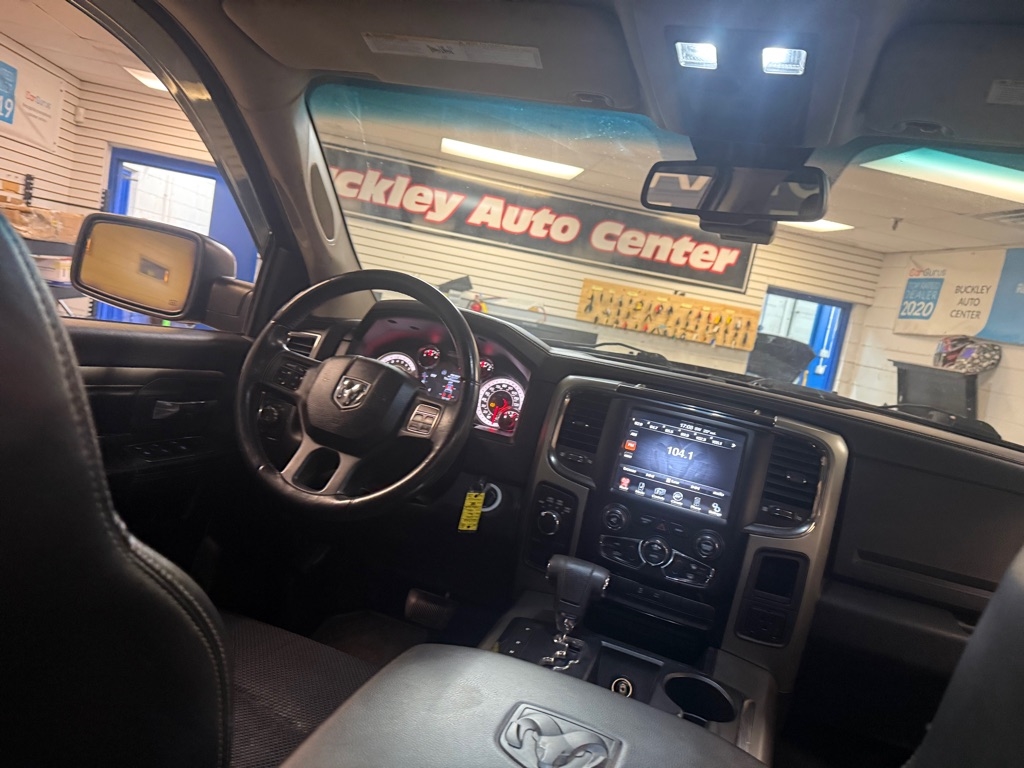 RAM 1500 Sport Crew Cab SWB 4WD 2013