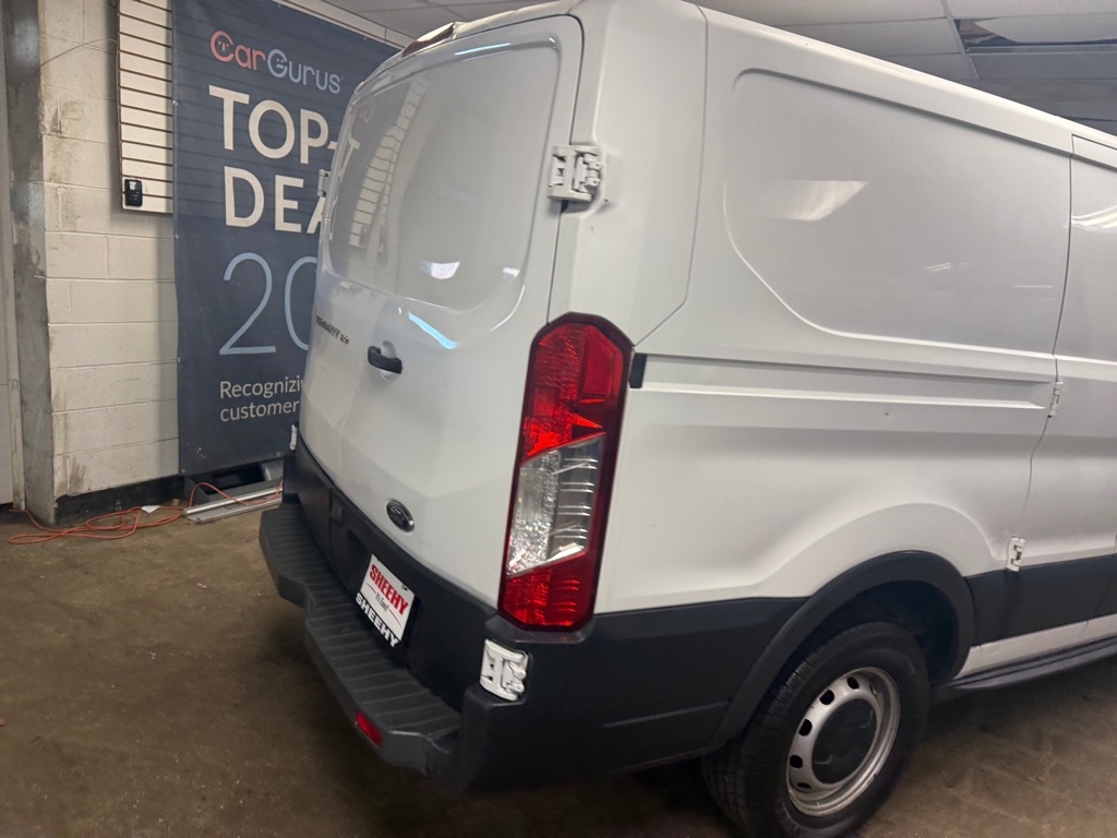 Ford Transit 150 Van Low Roof 60/40 Pass. 130-in. WB 2016