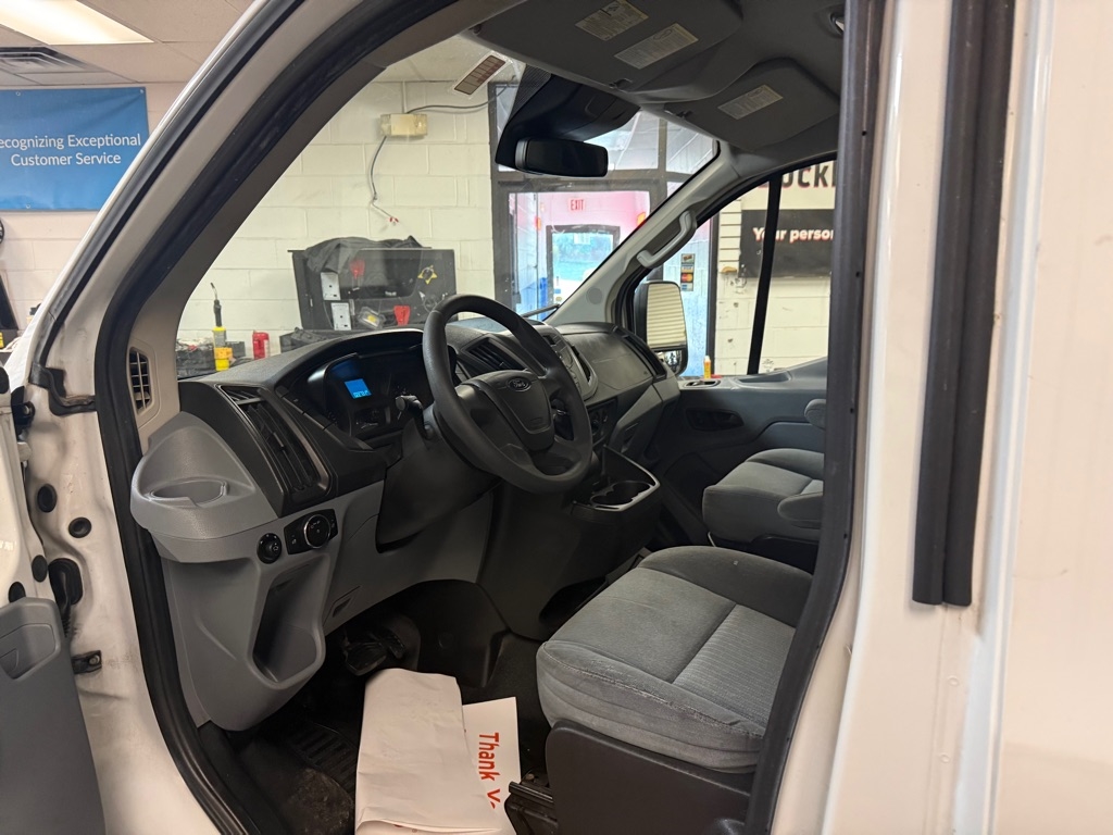Ford Transit 150 Van Low Roof 60/40 Pass. 130-in. WB 2016