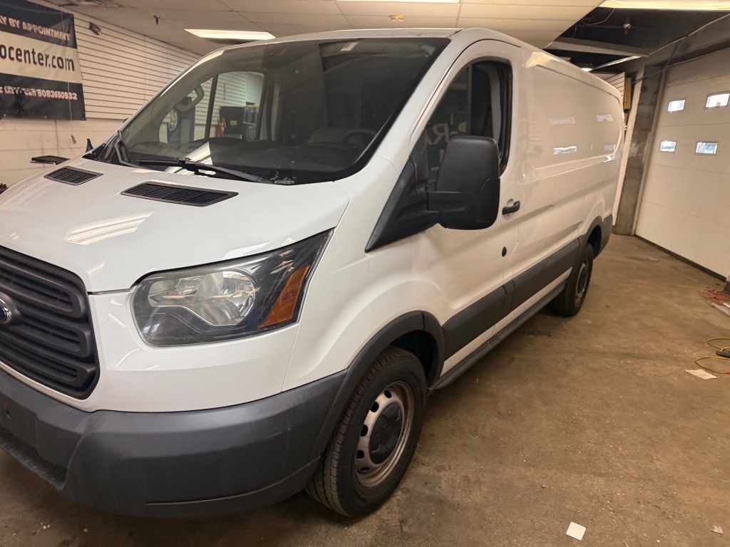 Ford Transit 150 Van Low Roof 60/40 Pass. 130-in. WB 2016