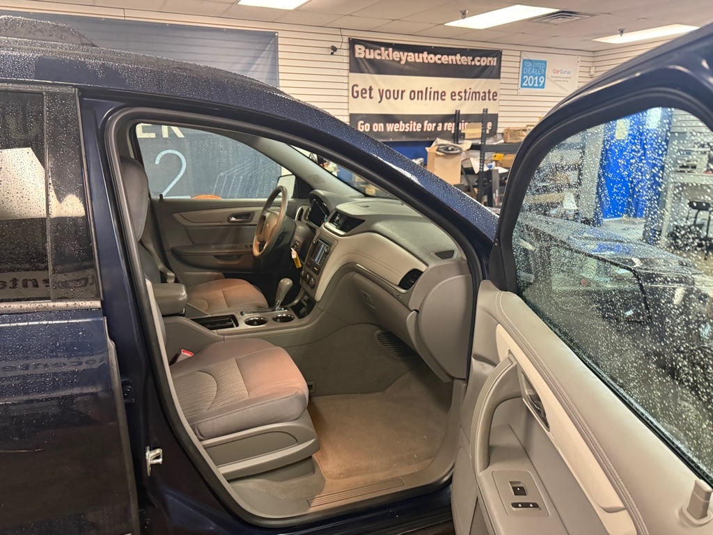 Chevrolet Traverse LS AWD w/PDC 2017