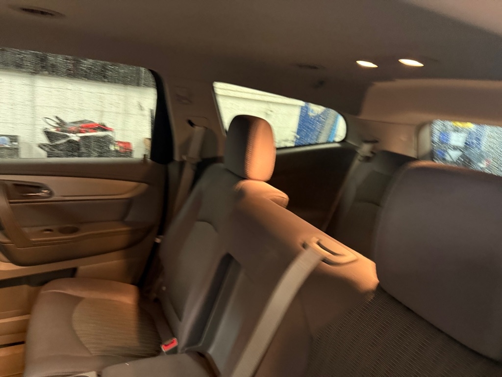 Chevrolet Traverse LS AWD w/PDC 2017