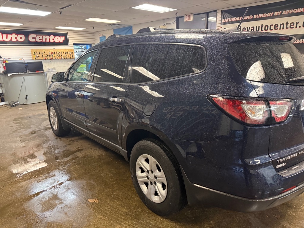 Chevrolet Traverse LS AWD w/PDC 2017