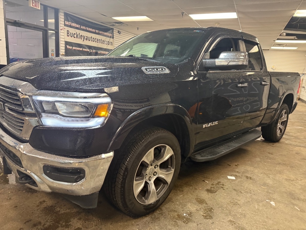 RAM 1500 Laramie Quad Cab 4WD 2019