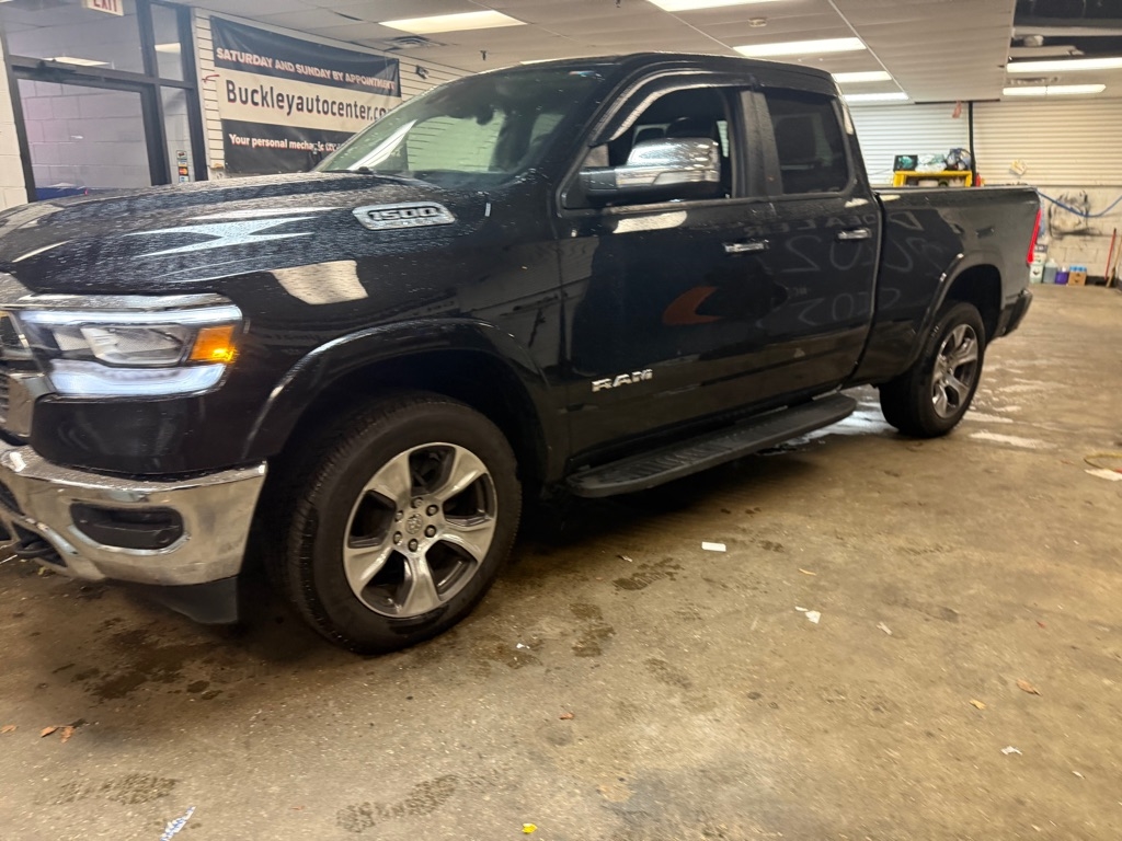 RAM 1500 Laramie Quad Cab 4WD 2019