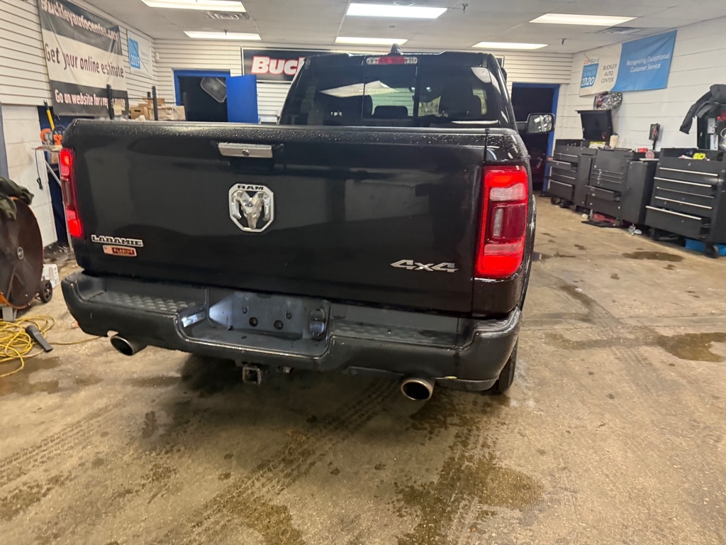 RAM 1500 Laramie Quad Cab 4WD 2019