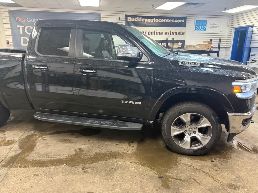 RAM 1500 Laramie Quad Cab 4WD 2019