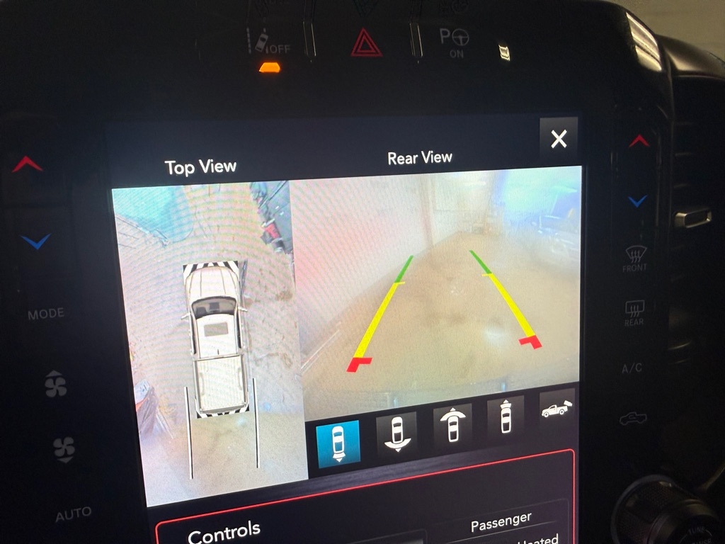 RAM 1500 Laramie Quad Cab 4WD 2019