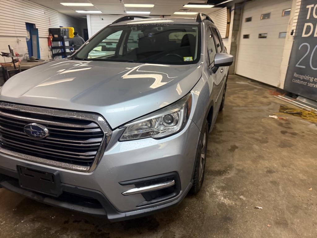 Subaru Ascent Premium 8-Passenger 2019